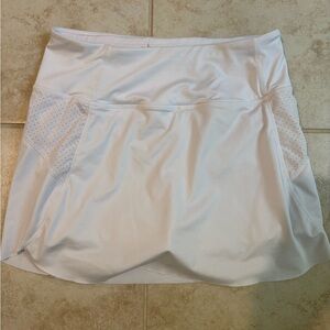LRD Performance Women's White Skort.  XS.